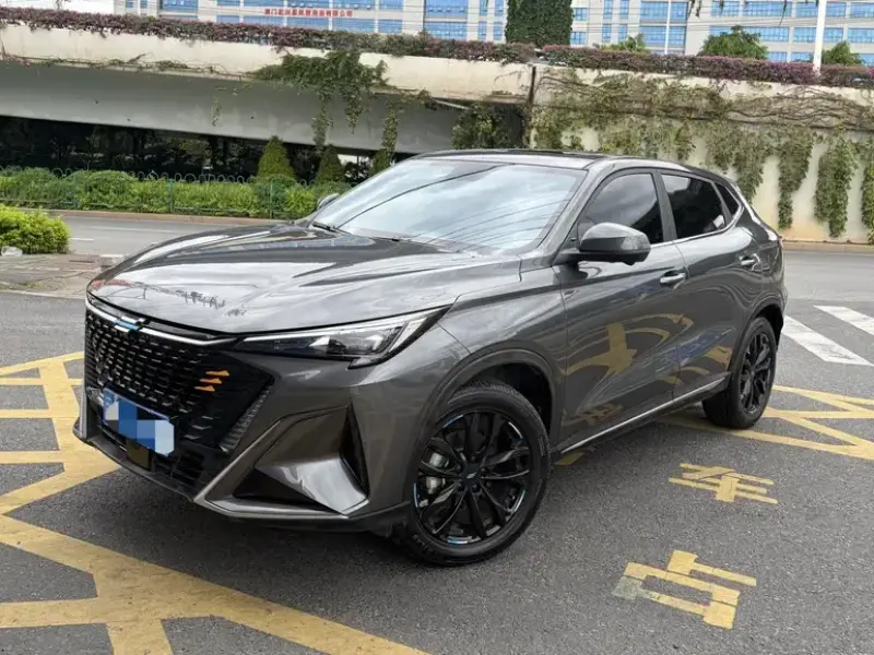 2023 Oshan X5 Plus с пробегом 15 000 км