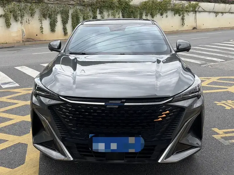 2023 Oshan X5 Plus с пробегом 15 000 км