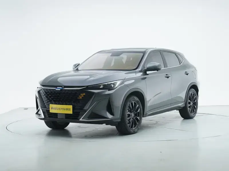2023 Oshan X5 Plus с пробегом 28 700 км