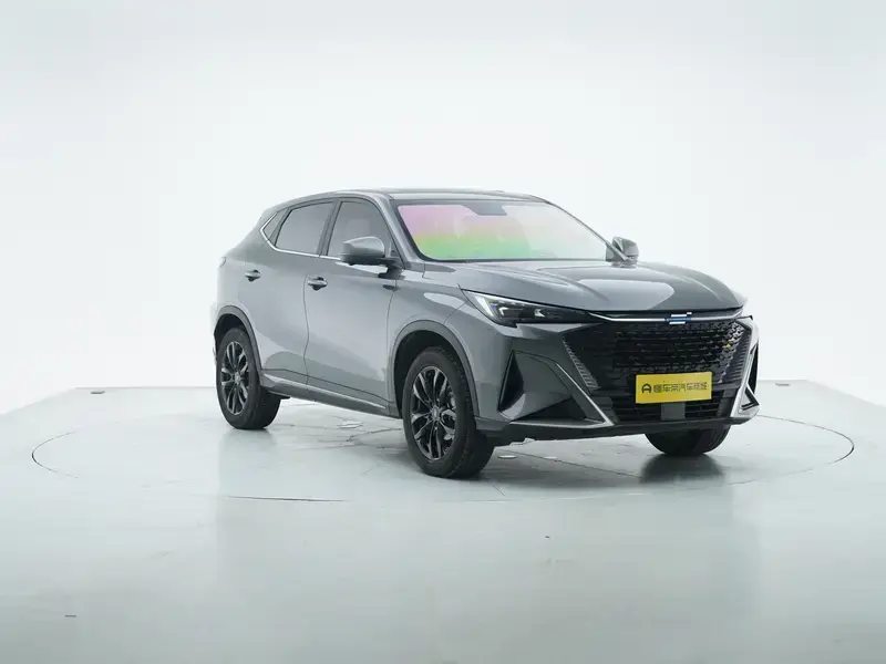 2023 Oshan X5 Plus с пробегом 28 700 км