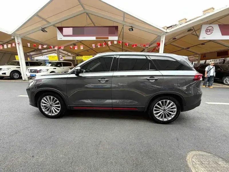 2023 Oshan X7 Plus с пробегом 58 000 км