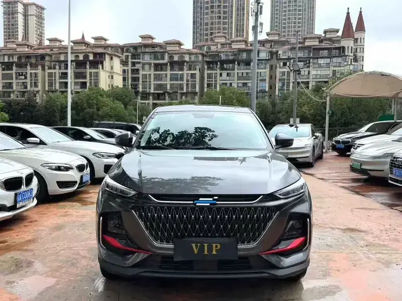 2023 Oshan X7 Plus с пробегом 24 000 км