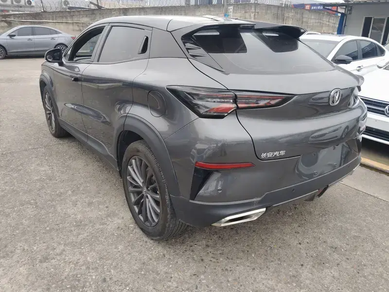 2021 Changan UNI-T с пробегом 40 000 км