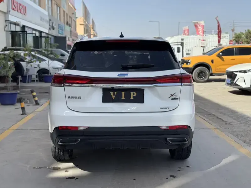 2023 Oshan X7 Plus с пробегом 34 000 км