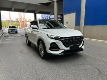 2022 Oshan X7 Plus с пробегом 35 000 км