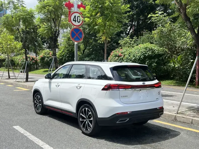 2023 Oshan X7 Plus с пробегом 15 000 км