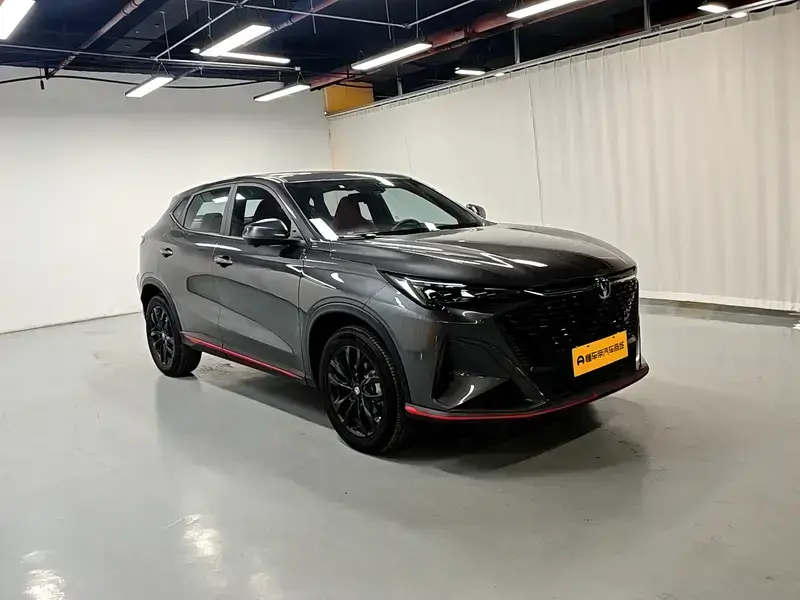 2025 Changan X5 Plus с пробегом 2 300 км