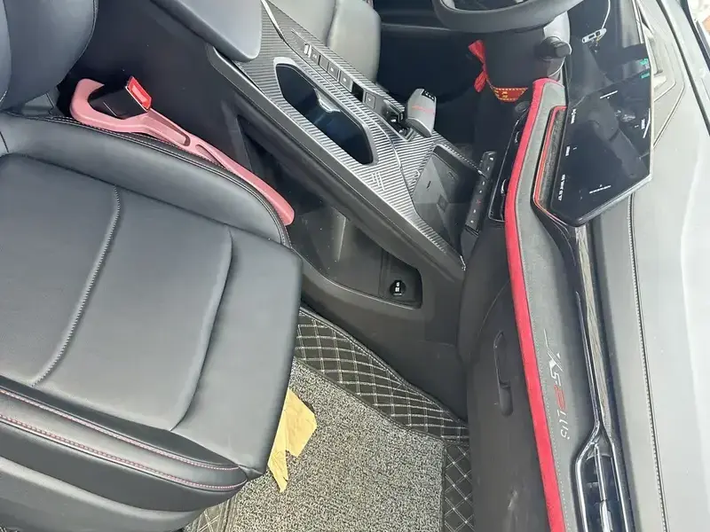 2024 Changan X5 Plus с пробегом 8 800 км