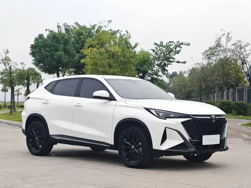 2025 Changan X5 Plus с пробегом 5 600 км