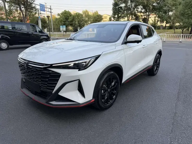 2025 Changan X5 Plus с пробегом 8 000 км