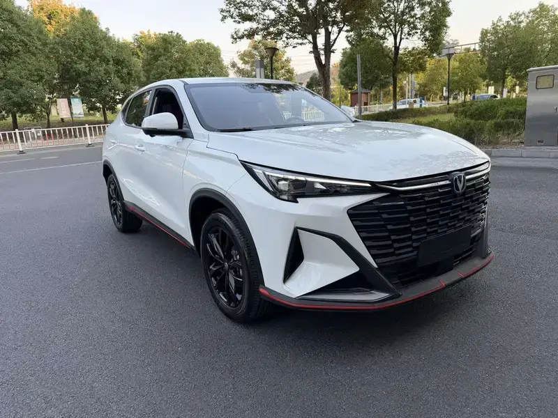 2025 Changan X5 Plus с пробегом 8 000 км
