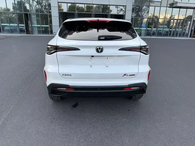 2025 Changan X5 Plus с пробегом 8 000 км
