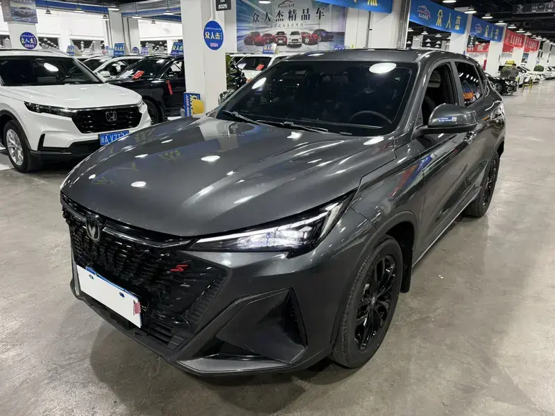2025 Changan X5 Plus с пробегом 18 000 км