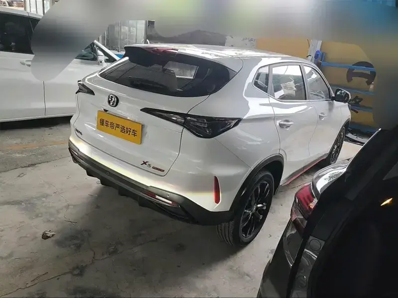 2026 Changan X5 Plus с пробегом 10 100 км