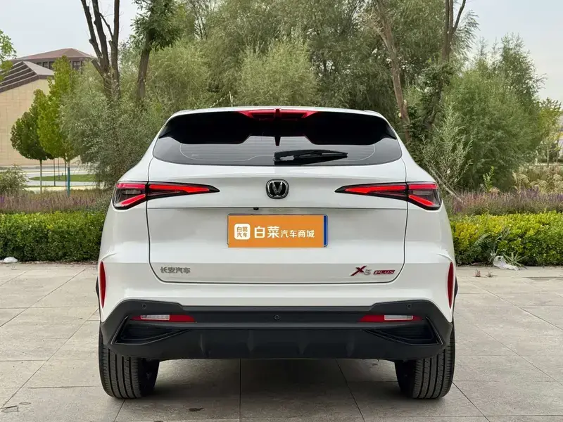 2025 Changan X5 Plus с пробегом 27 000 км