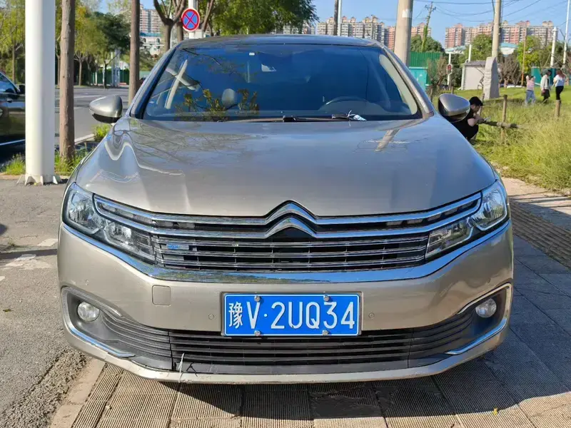 2017 Citroen C6 с пробегом 81 000 км