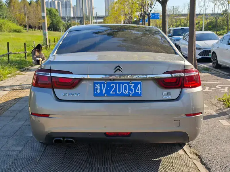 2017 Citroen C6 с пробегом 81 000 км