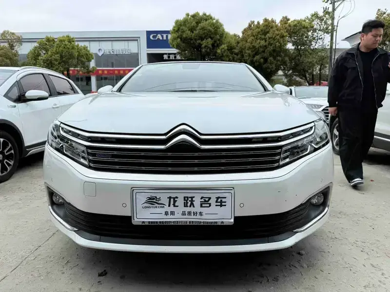 2017 Citroen C6 с пробегом 40 000 км
