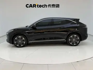 2024 Denza N7 с пробегом 38 000 км