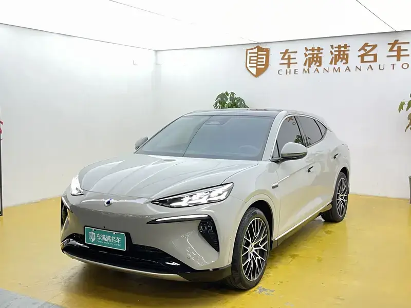 2024 Denza N7 с пробегом 54 000 км