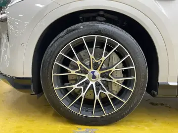 2024 Denza N7 с пробегом 54 000 км
