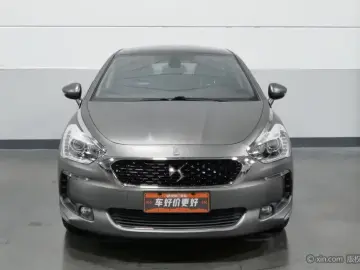 2015 DS 5 с пробегом 66 000 км
