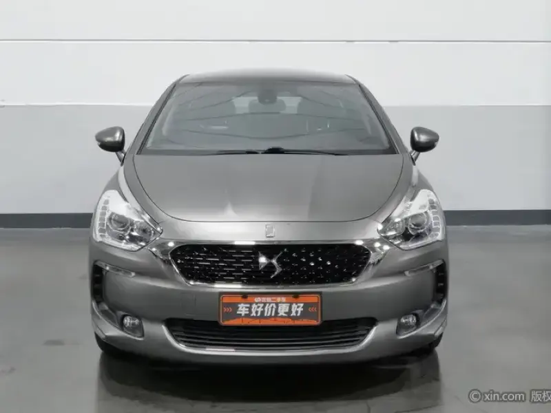 2015 DS 5 с пробегом 66 000 км
