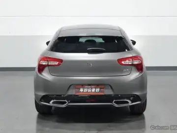 2015 DS 5 с пробегом 66 000 км