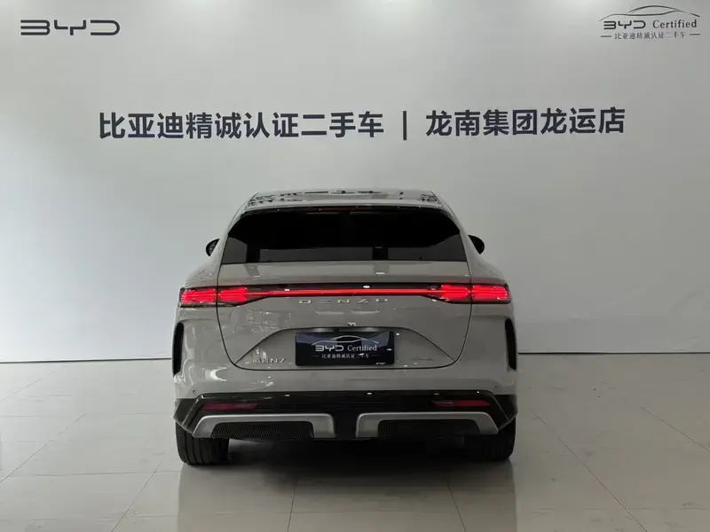 2024 Denza N7 с пробегом 38 000 км
