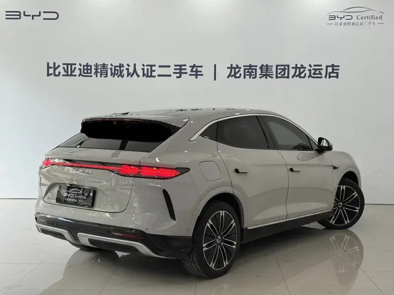 2024 Denza N7 с пробегом 38 000 км