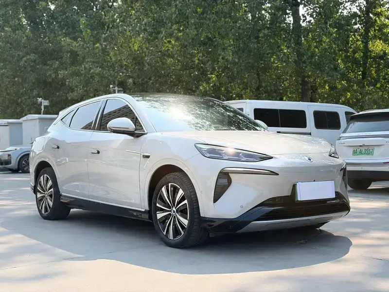 2025 Denza N7 с пробегом 36 000 км