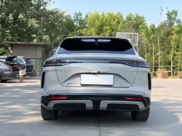 2025 Denza N7 с пробегом 36 000 км