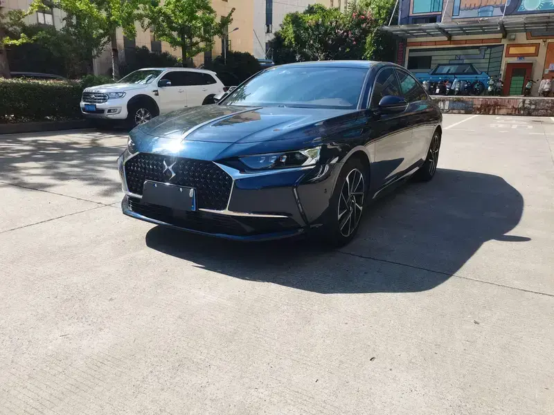 2021 DS 9 с пробегом 68 000 км