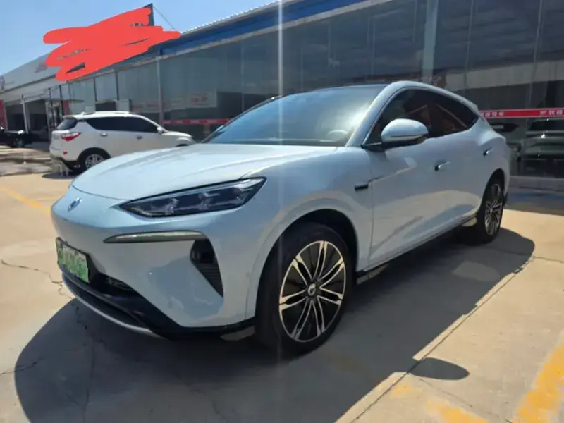 2024 Denza N7 с пробегом 28 800 км