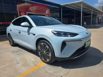 2024 Denza N7 с пробегом 28 800 км