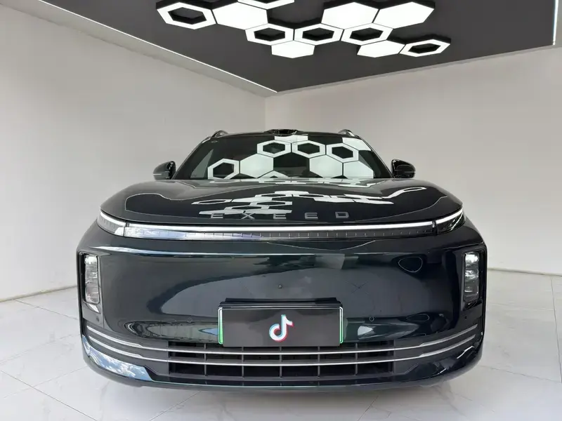 2026 Exeed EX7 с пробегом 3 000 км