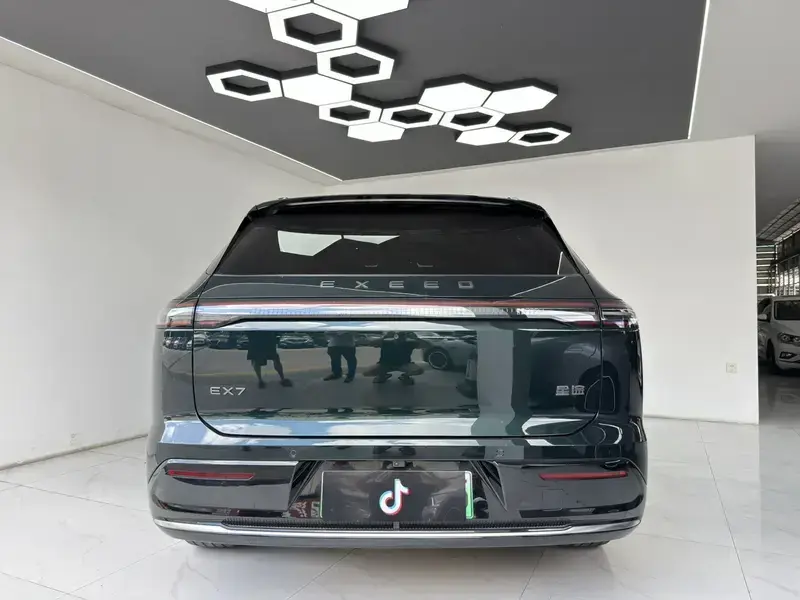 2026 Exeed EX7 с пробегом 3 000 км