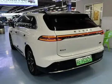 2026 Exeed EX7 с пробегом 2 000 км