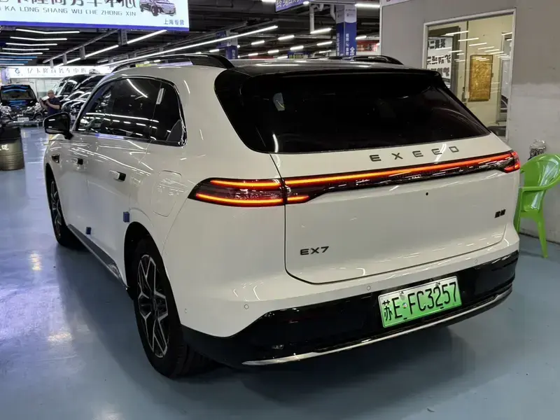 2026 Exeed EX7 с пробегом 2 000 км
