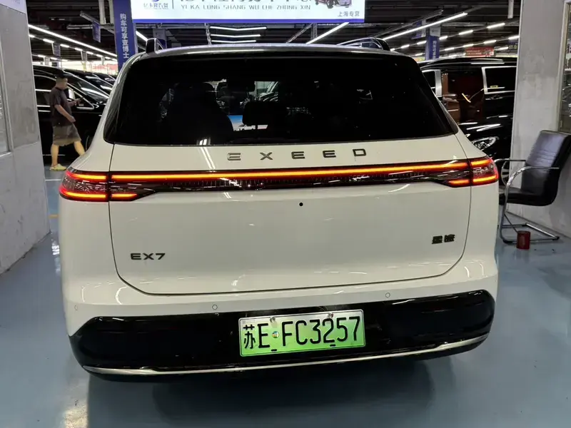 2026 Exeed EX7 с пробегом 2 000 км