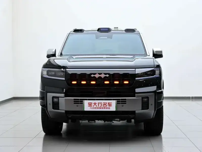 2025 BYD FangChengBao Leopard 8 с пробегом 16 900 км