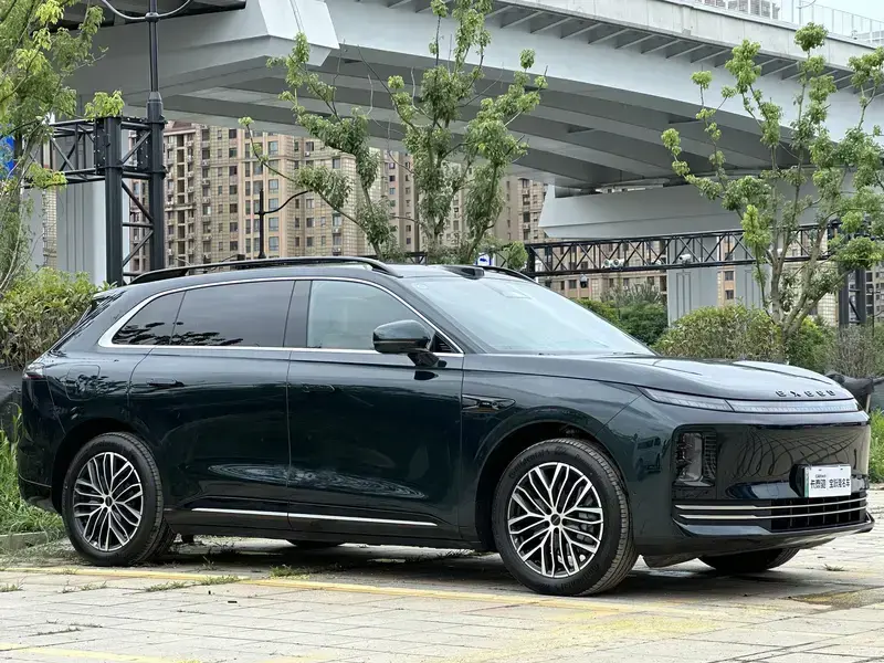 2026 Exeed EX7 с пробегом 2 000 км