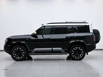 2025 BYD FangChengBao Leopard 8 с пробегом 16 900 км