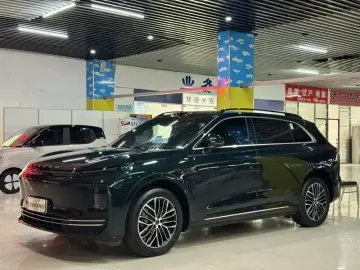 Exeed EX7