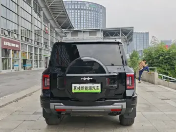 2025 BYD FangChengBao Leopard 8 с пробегом 79 000 км