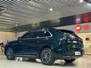2026 Exeed EX7 с пробегом 7 000 км