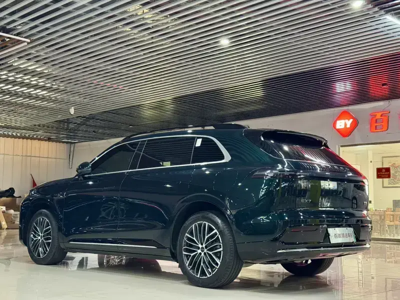 2026 Exeed EX7 с пробегом 7 000 км