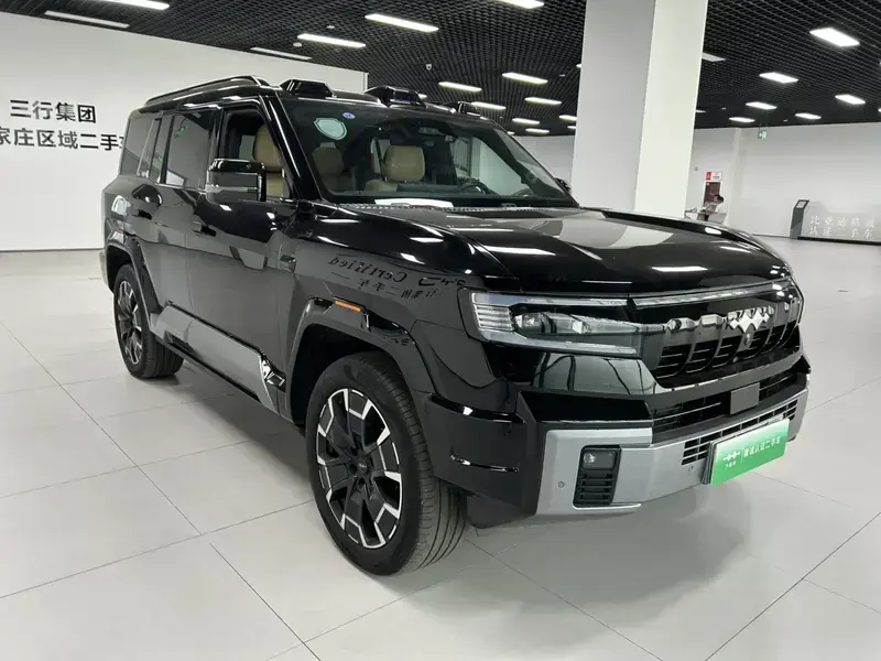 2025 BYD FangChengBao Leopard 8 с пробегом 45 000 км