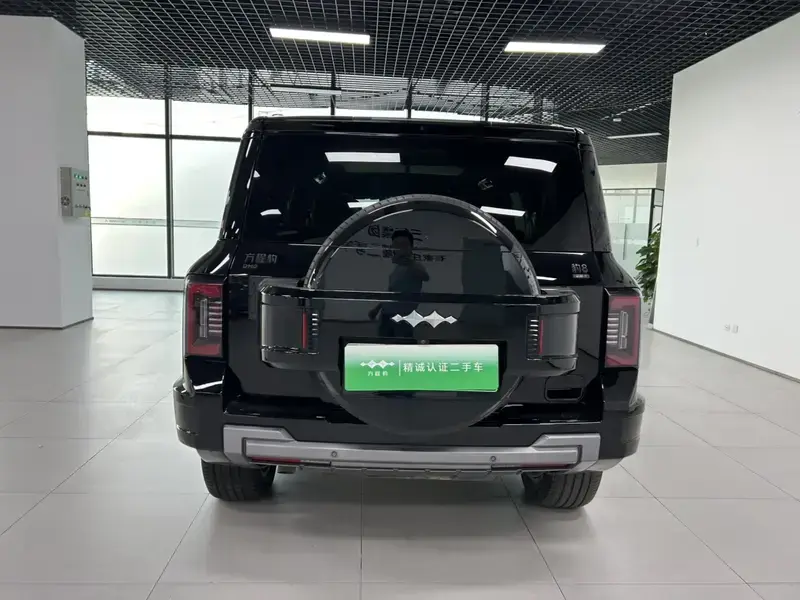 2025 BYD FangChengBao Leopard 8 с пробегом 45 000 км