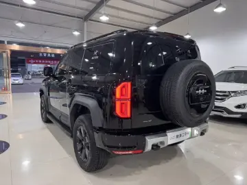 2025 BYD FangChengBao Leopard 5 с пробегом 11 000 км